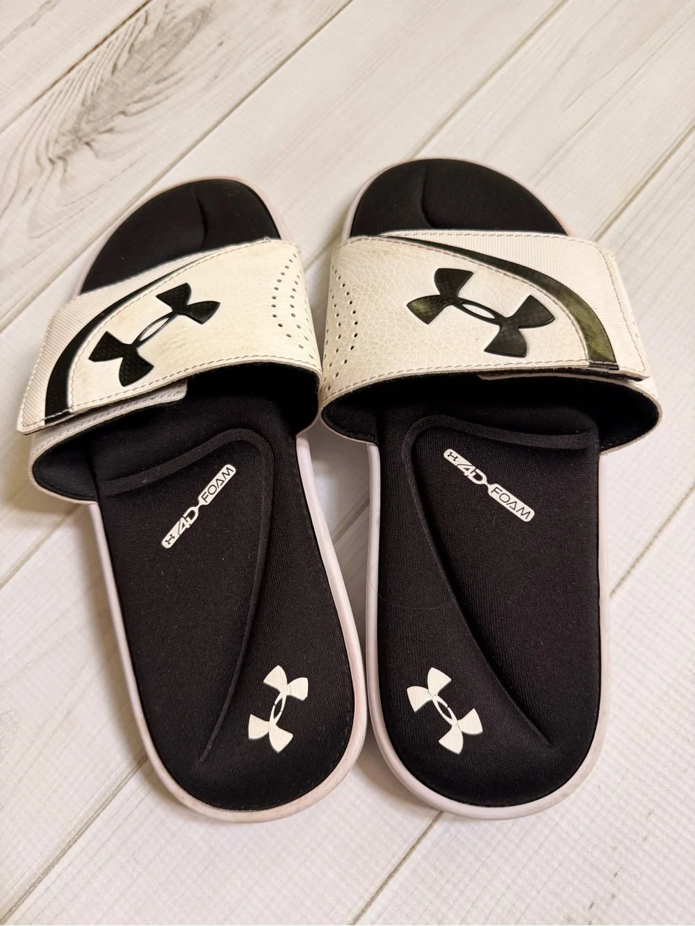 Under Armour Kids Black & White Slide Sandals with Logo Strap
